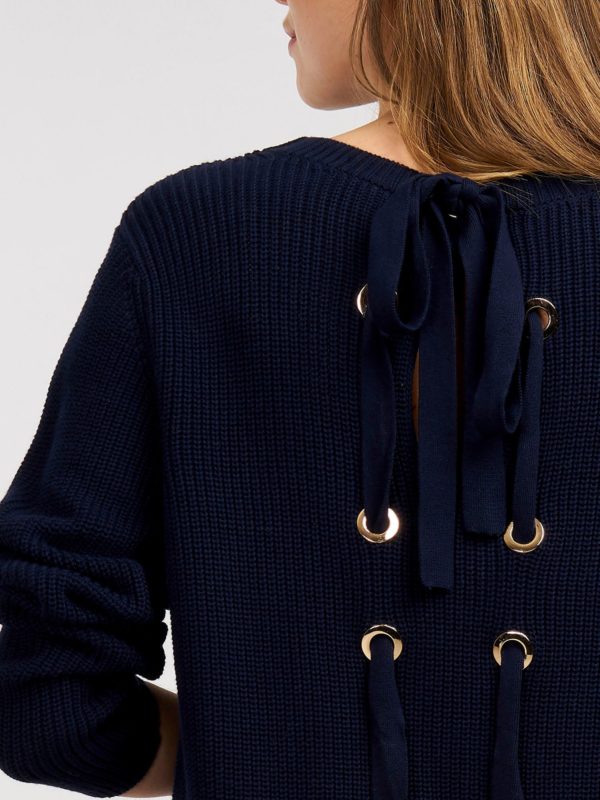 Trendy geribde trui met vetersluiting achter bestellen via fashionciao