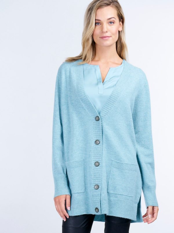 Cashmere vest met zakken voor en grofgebreide knooplijst bestellen via fashionciao